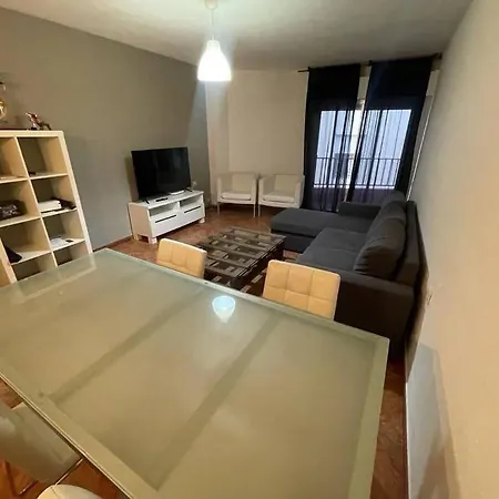 Lovely One Bedroom Flat- Excellent Location アパート *