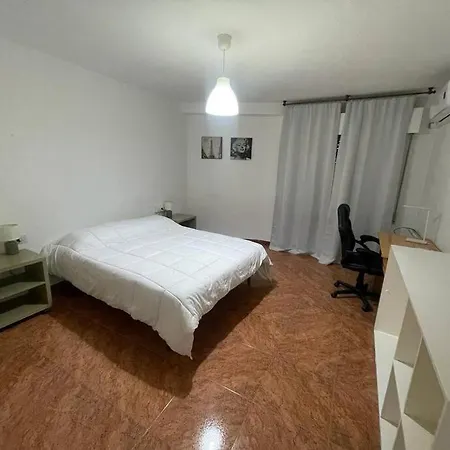 Apartamento Lovely One Bedroom Flat- Excellent Location *