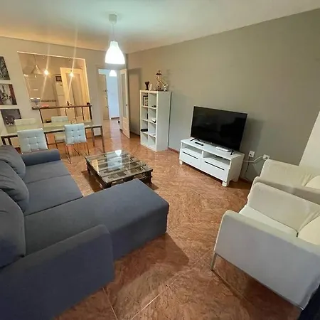 Lovely One Bedroom Flat- Excellent Location 公寓